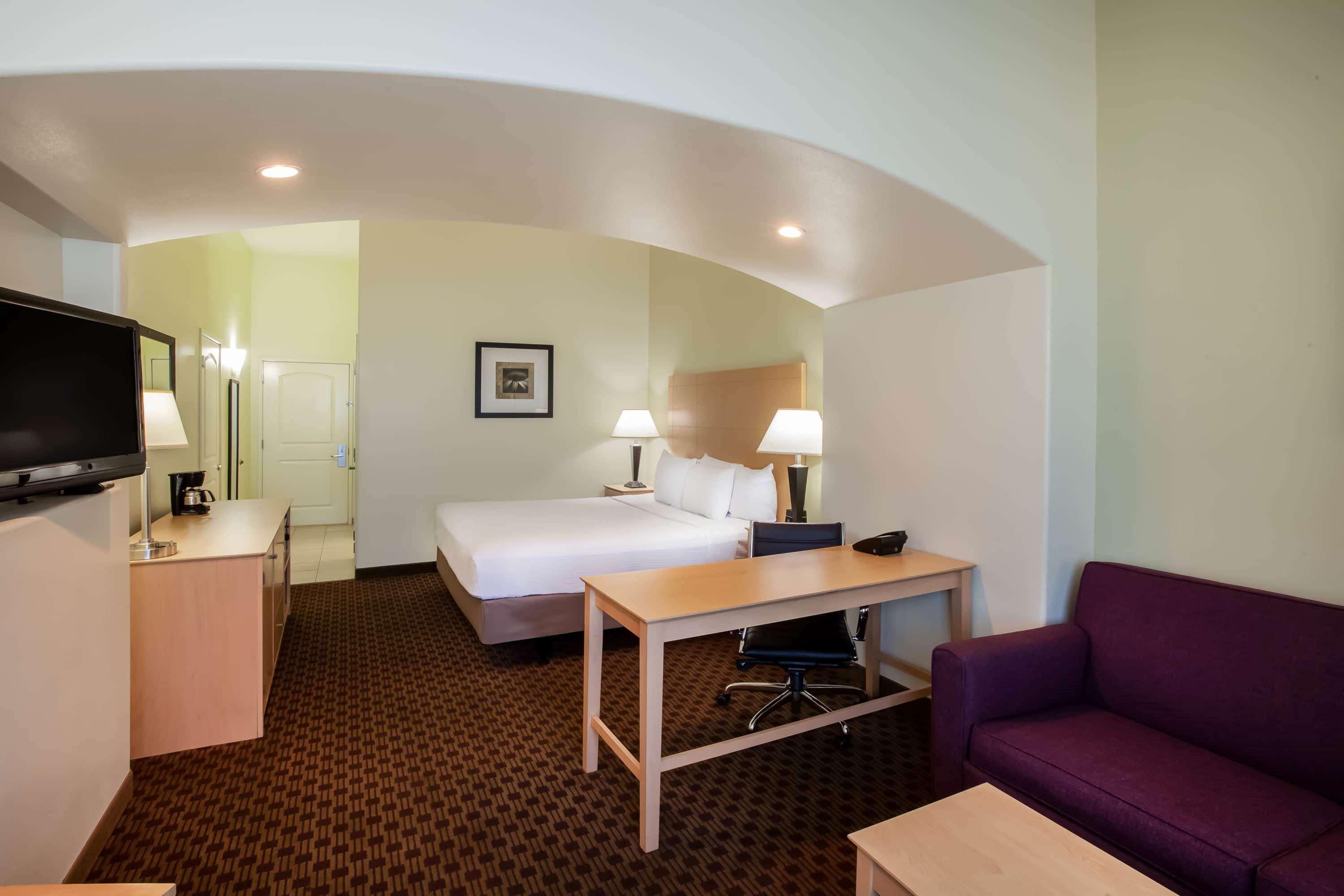 La Quinta By Wyndham Odessa North Hotel Exterior photo