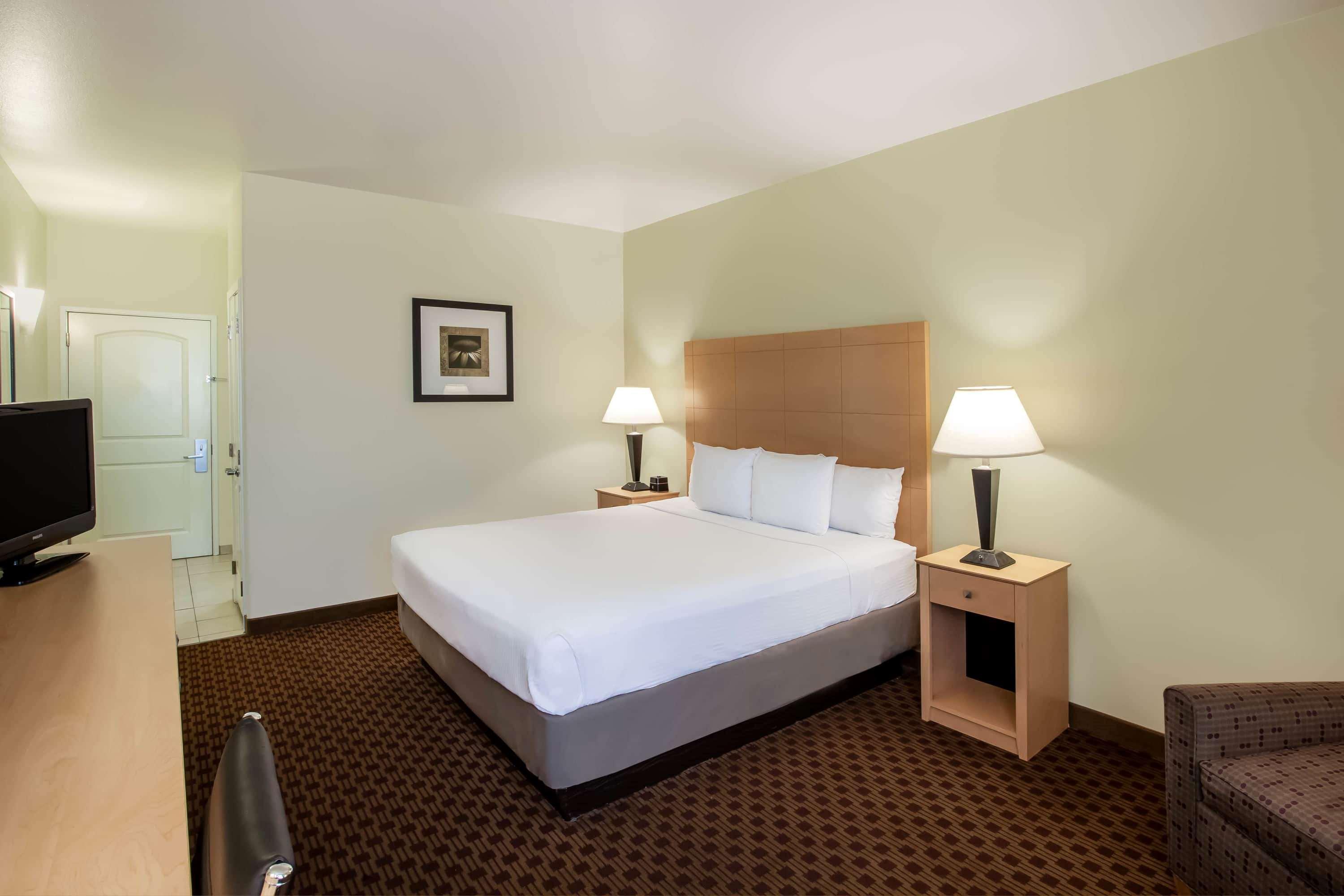 La Quinta By Wyndham Odessa North Hotel Exterior photo