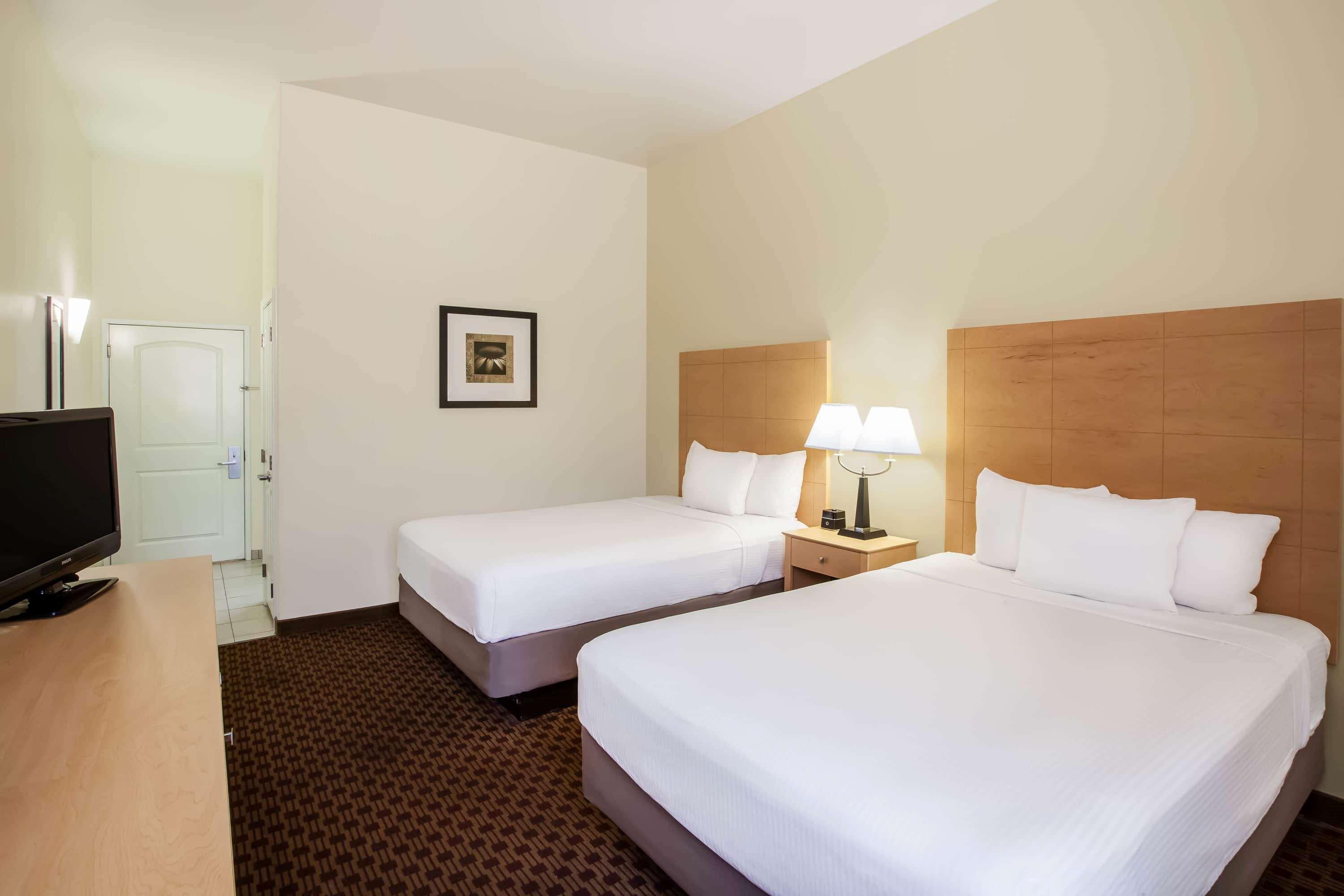 La Quinta By Wyndham Odessa North Hotel Exterior photo